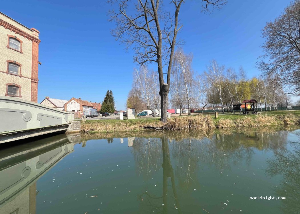 (533 03) Dašice v Čechách - Štenclova — foto 2