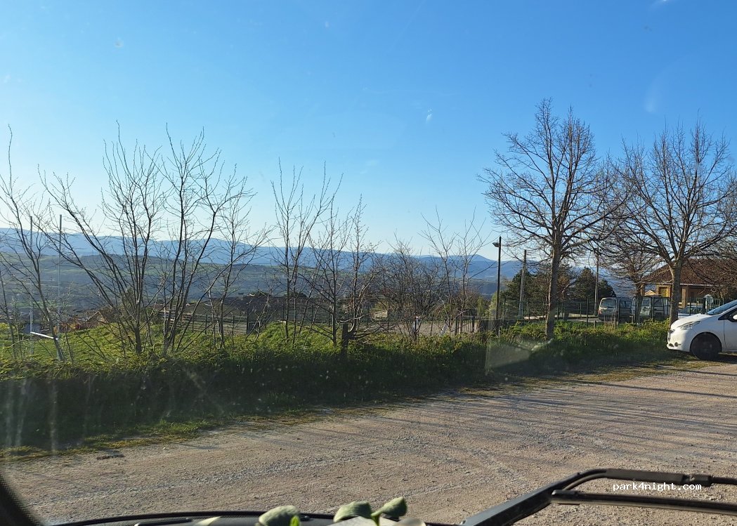 (07300) Plats - 288 Rue Micheline Ostermeyer — foto