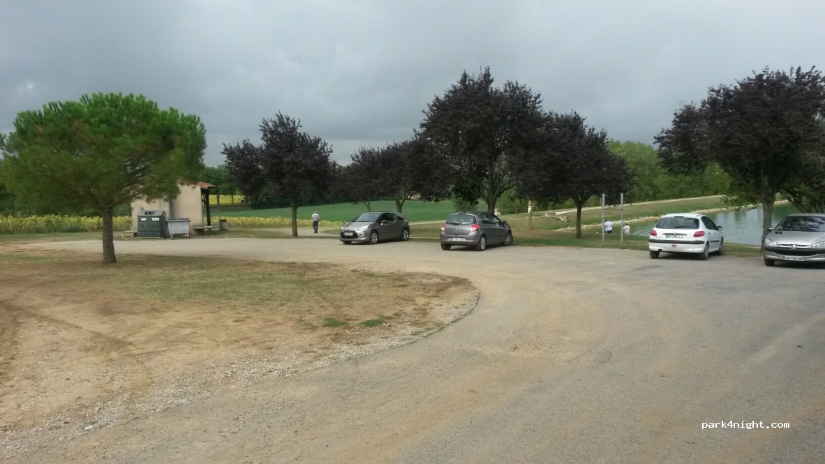 (31460) Caraman - Chemin du Buguet — foto