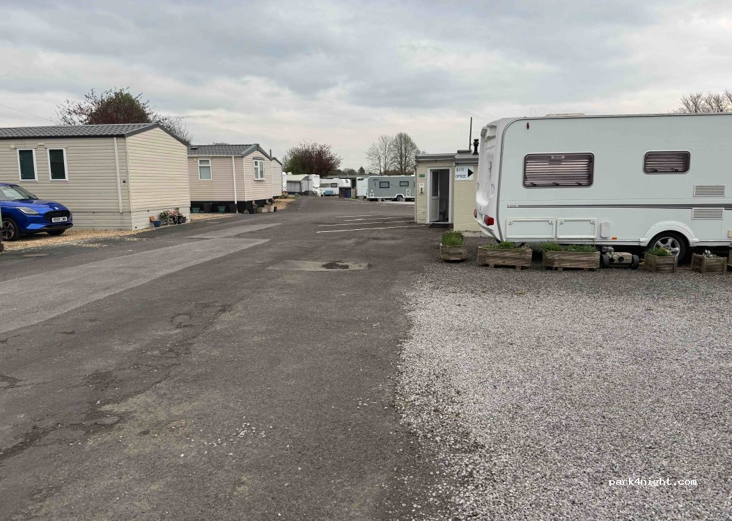 Eshton Road Caravan Park — foto 2