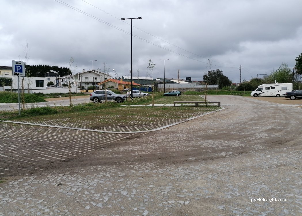 (4750-813) Barcelos - 15 Rua do Brigadeiro — foto 2