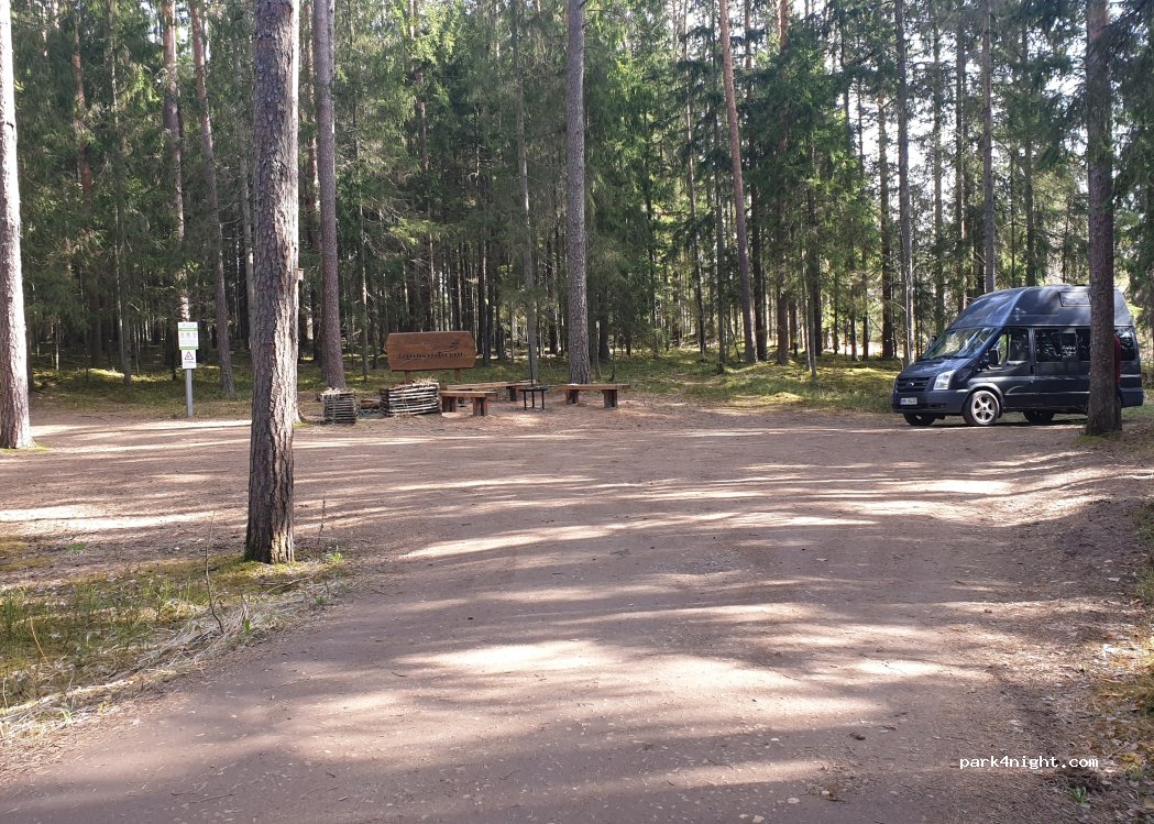 (2141) Kaupēri - Unnamed road — foto