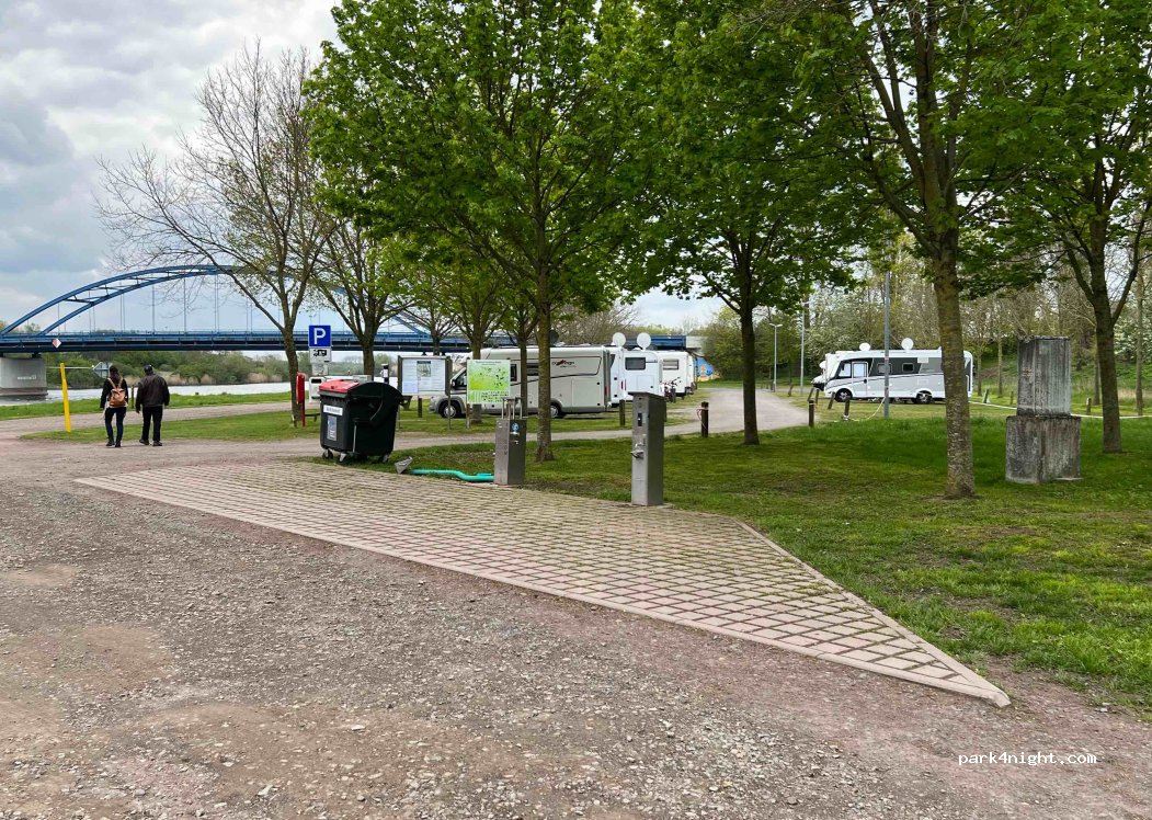 Wohnmobilstellplatz Stolzenau — foto 3