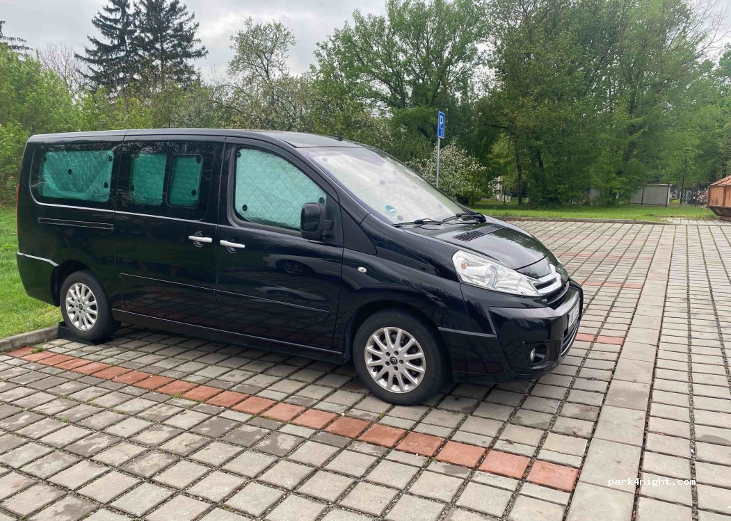 (693 01) Hustopeče u Brna - 15 Havlíčkova — foto
