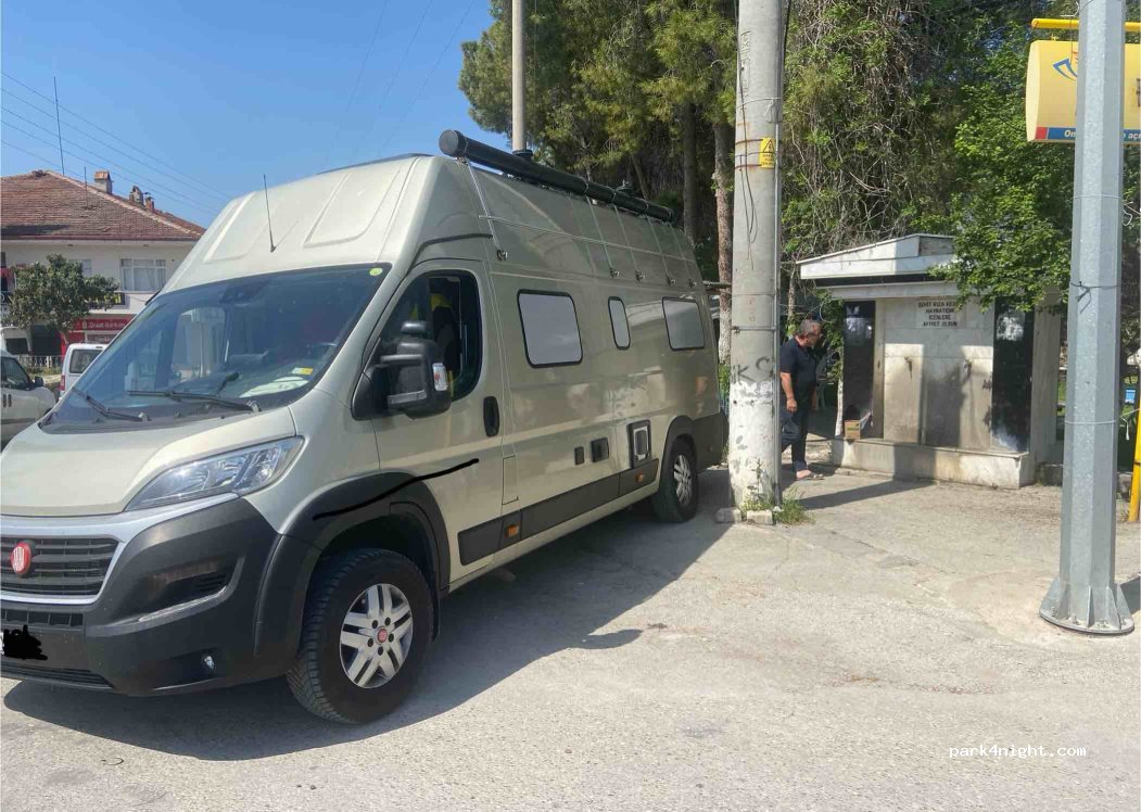 (20190) Pamukkale - No:1B Menderes Caddesi — foto