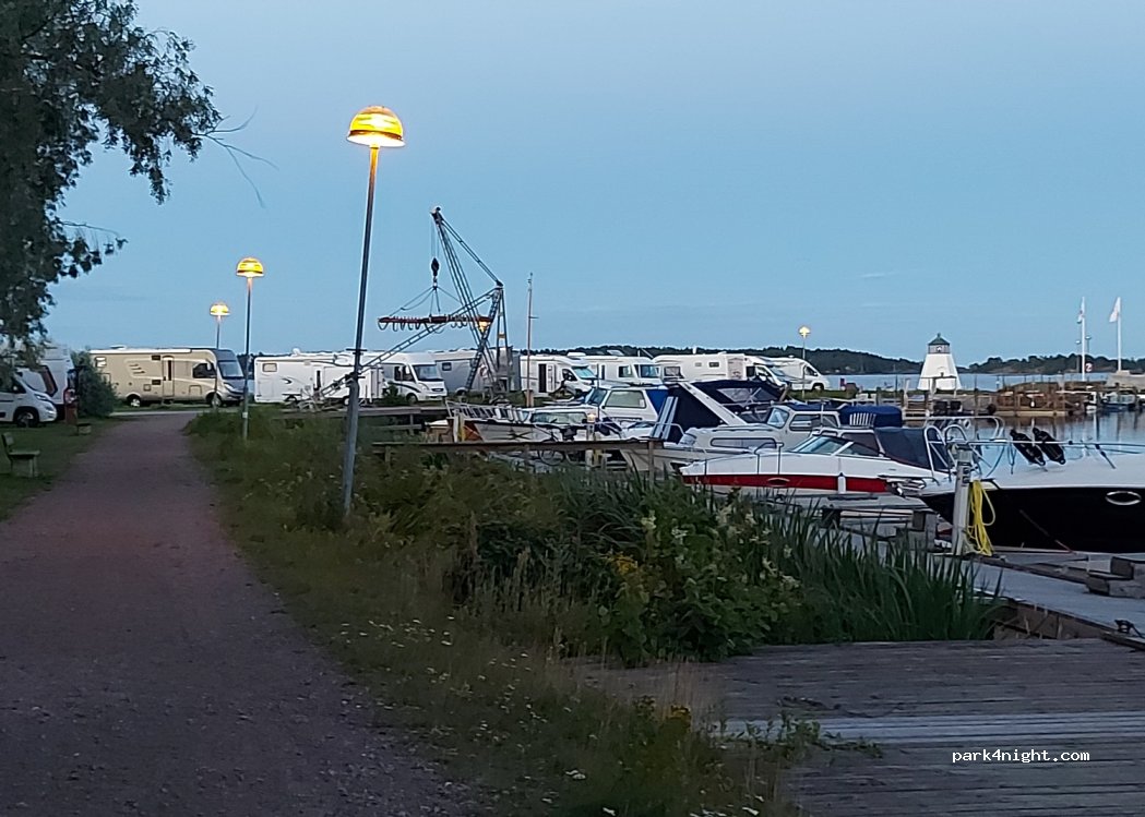 (662 31) Åmål - 5 Hamngatan — foto 4