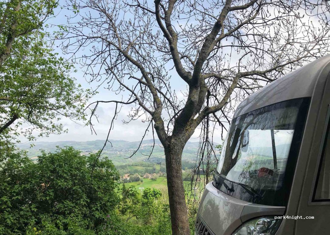 (62021) Poggio San Vicino - 48 Via Giacomo Leopardi — foto 2
