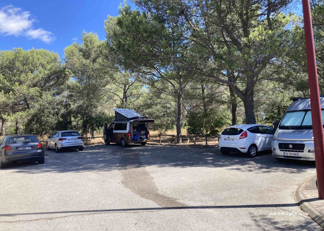 (13470) Carnoux-en-Provence - 14 Avenue de Suffren — foto