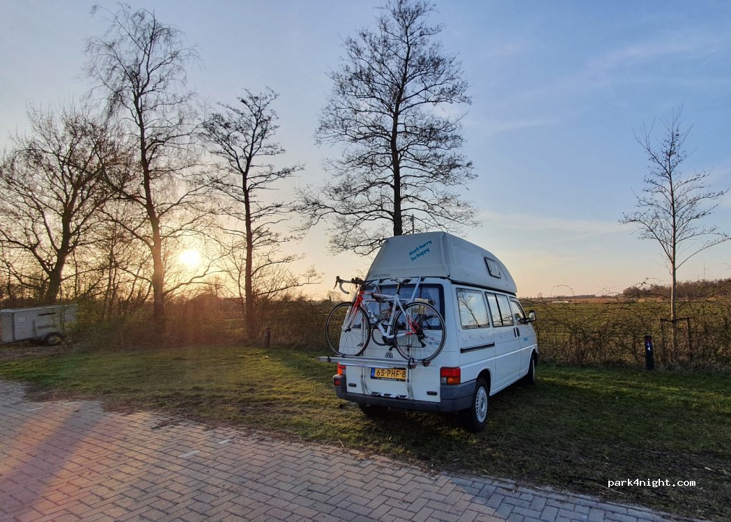 (9264 TC) Earnewald - 64 Eilansgrien — foto 3