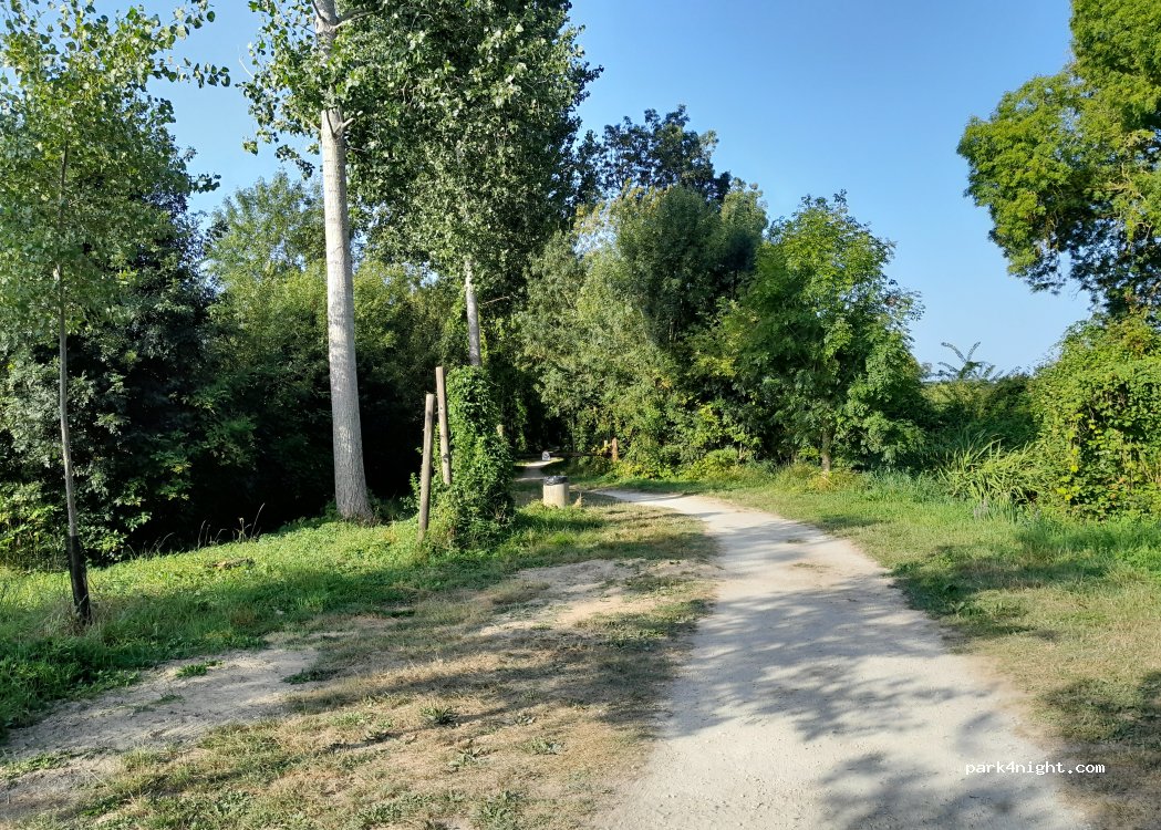 (79270) Épannes - — foto 2
