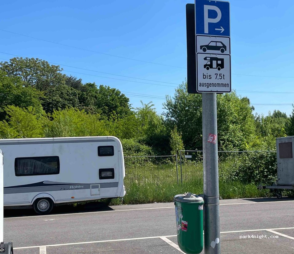 (40589) Düsseldorf - 152 Ickerswarder Straße — foto