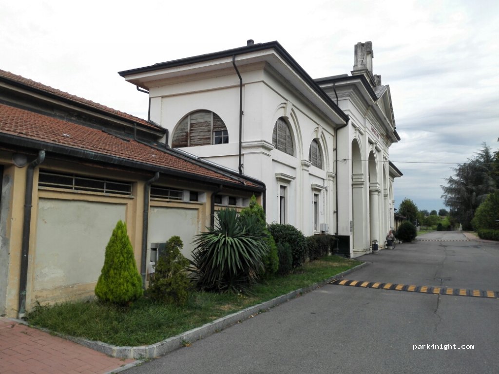(28069) Trecate - 1 Viale Cimitero — foto 4