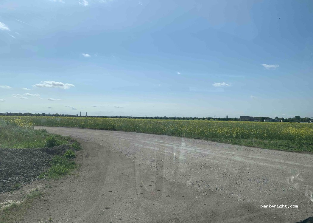 (16356) Ahrensfelde - — foto