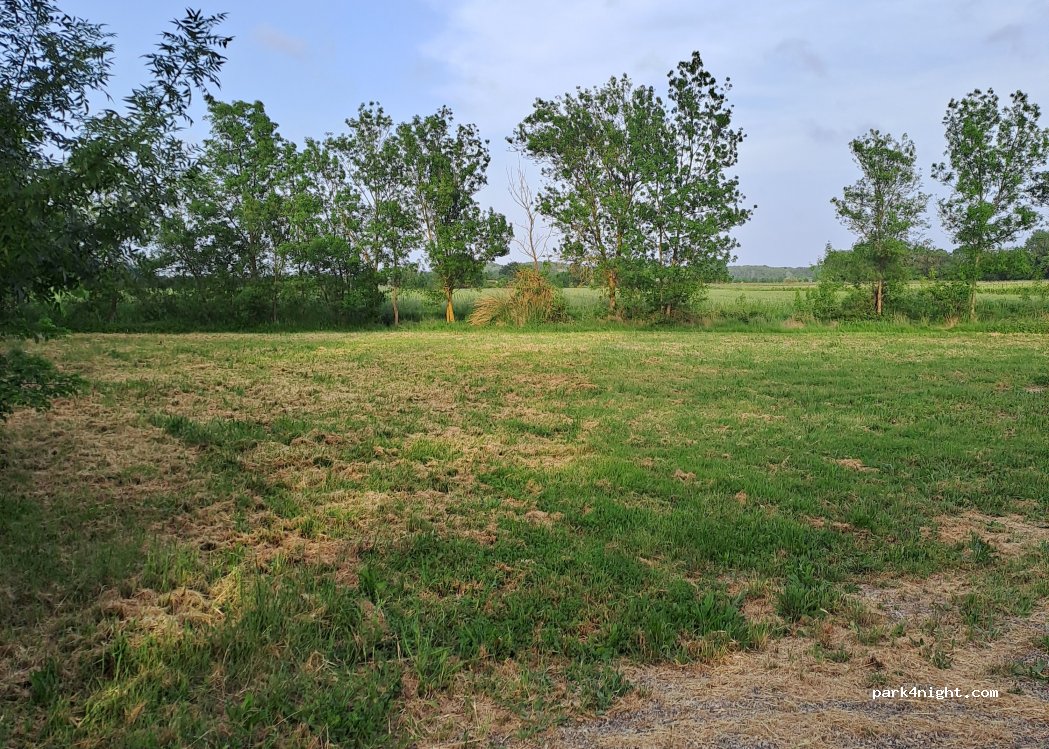 (34550) Bessan - Chemin de Saint-Bernard — foto 2
