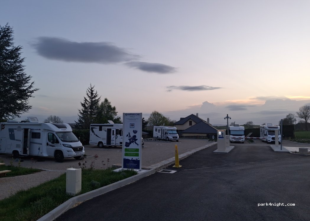 (48500) Massegros Causses Gorges - 112 Puech Rouch — foto