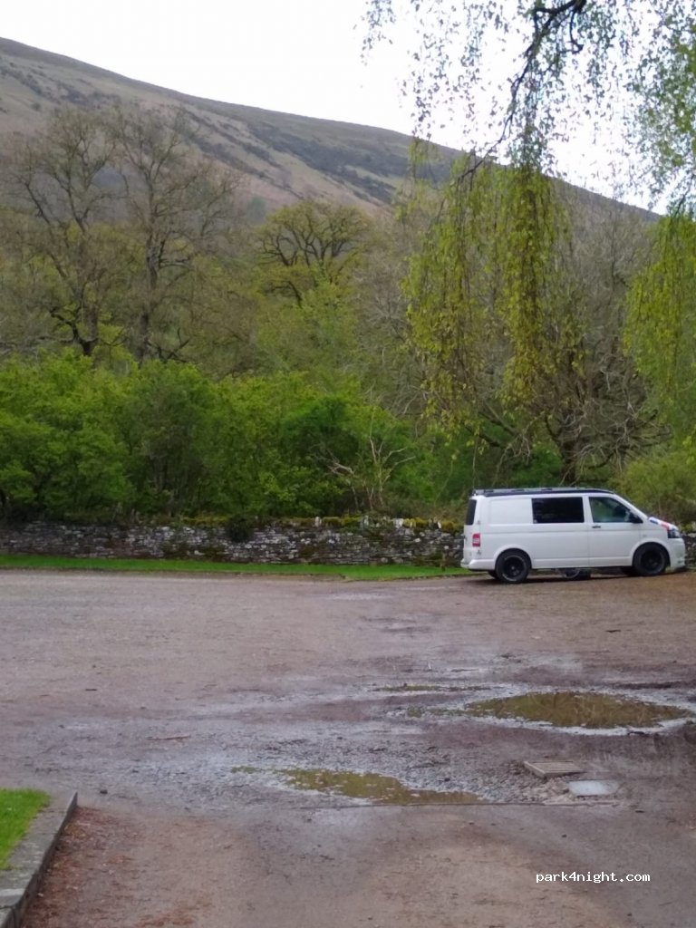 (NP7 7NN) Llanthony - Unnamed Road — foto 4