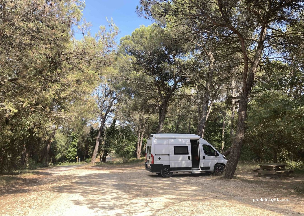 (30330) Sabran - Chemin de la Chapelle — foto 2