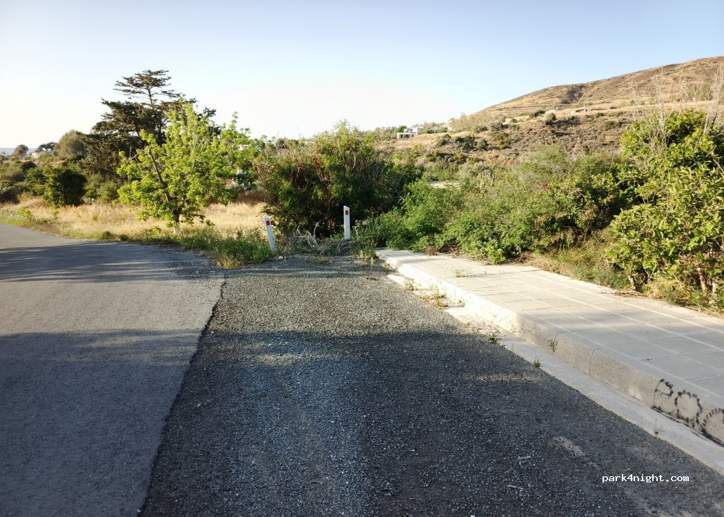 Pomos - Unnamed road — foto 2