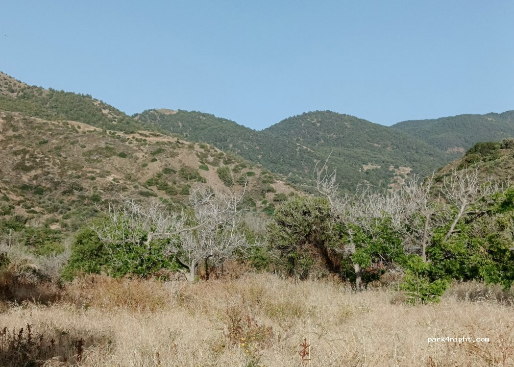 Pomos - Unnamed road — foto 3