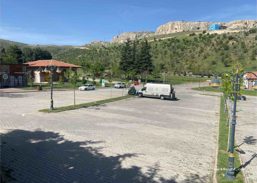 (44200) Battalgazi - Unnamed road — foto