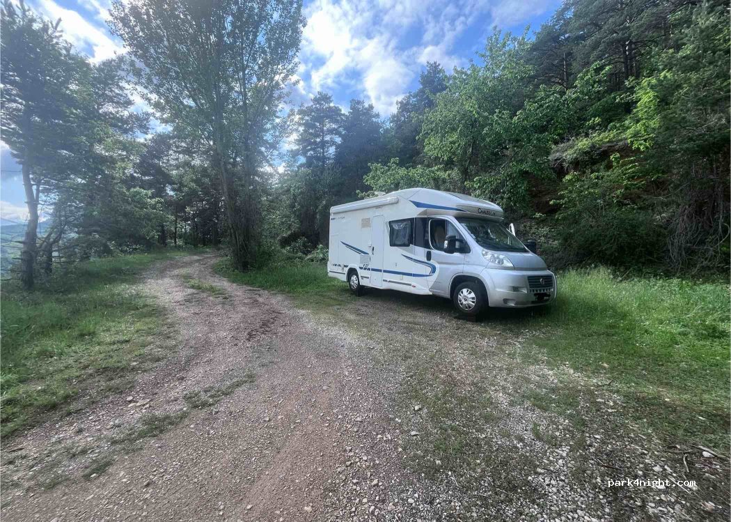 (12640) Rivière-sur-Tarn - — foto