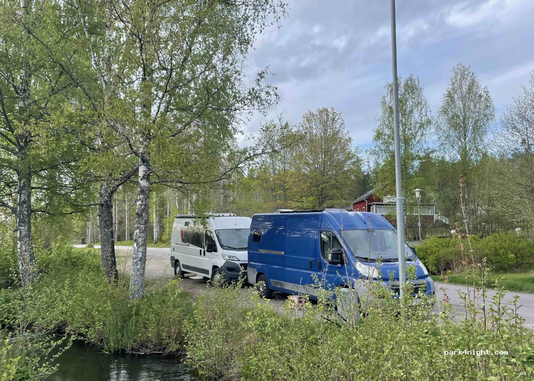 (671 95)  - 39 Söderborgsvägen — foto
