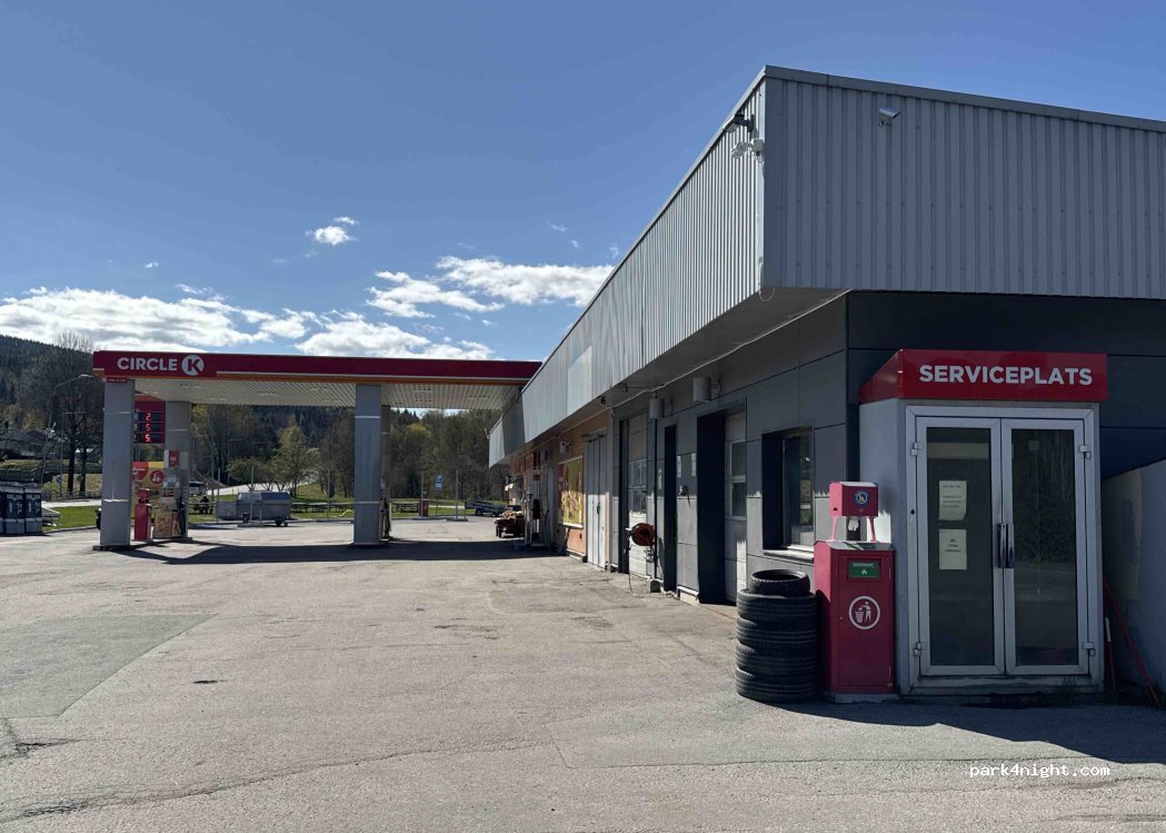 (881 33) Sollefteå - 21 Långgatan — foto