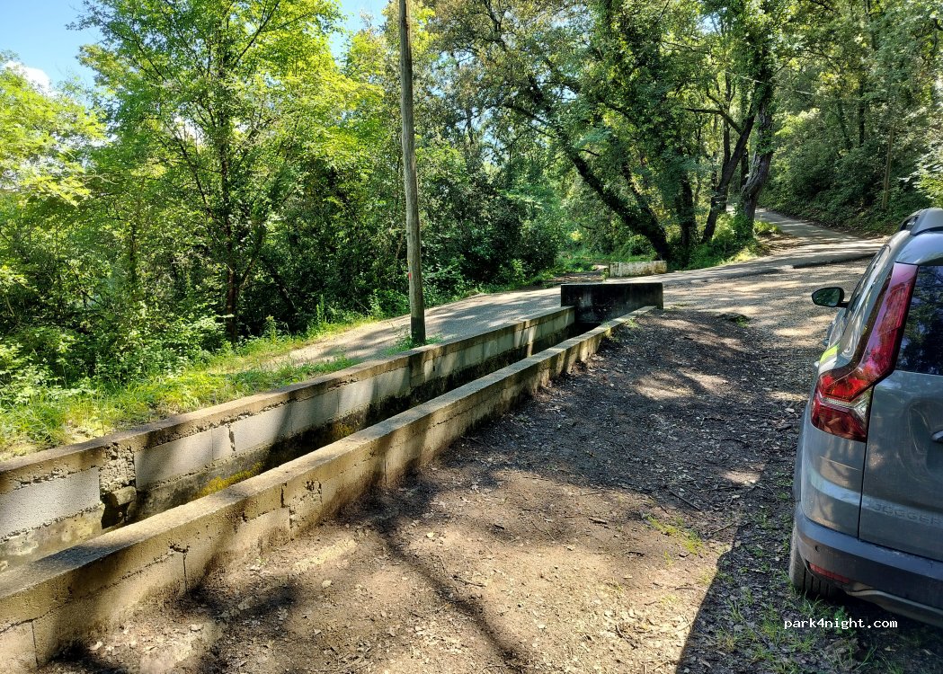 (83570) Carcès - L'Hubac des Fabrons — foto