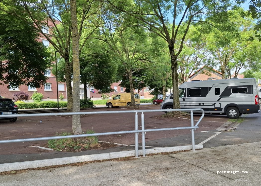 (80000) Amiens - 46 Rue Eloi Morel — foto