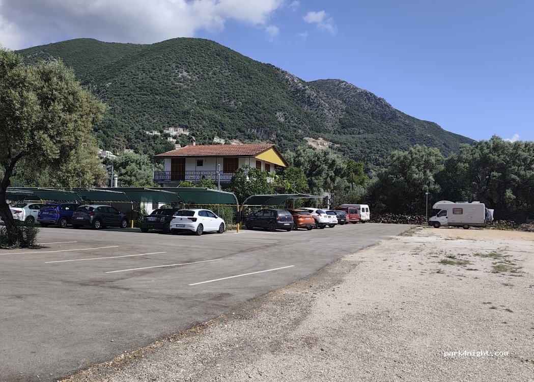 Nidri Central Parking Elia — foto 5