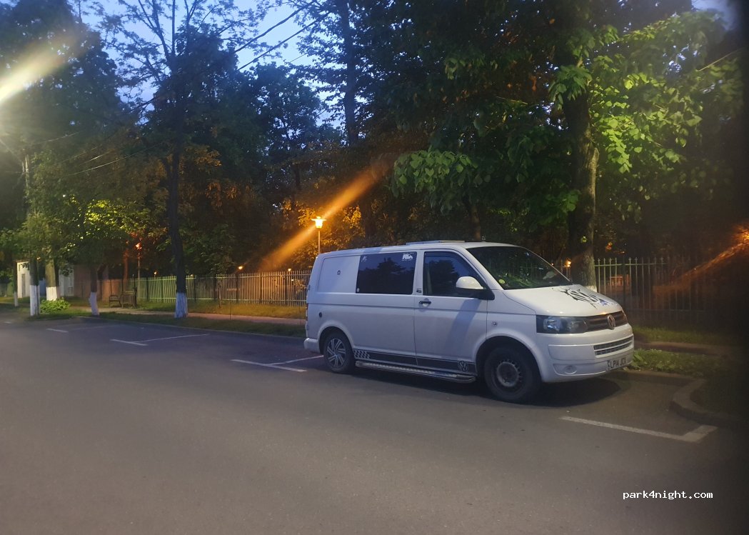 (617135) Roman - 32 Strada Eternității — foto
