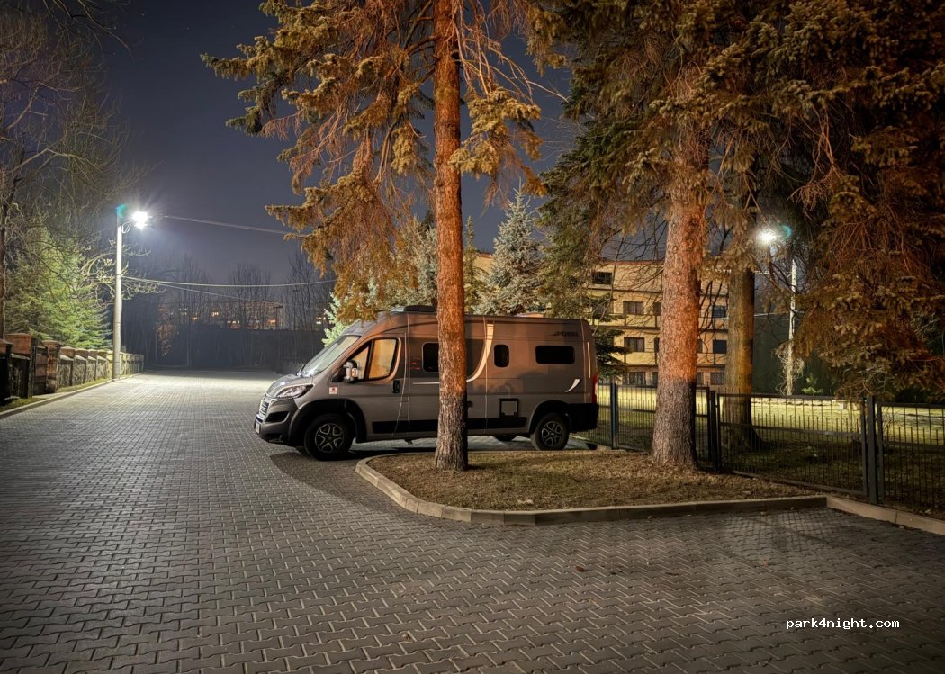 (26-110) Skarżysko-Kamienna - 74C Aleja Niepodległości — foto