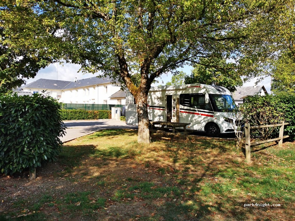 Aire de camping-car Campagnac — foto 2