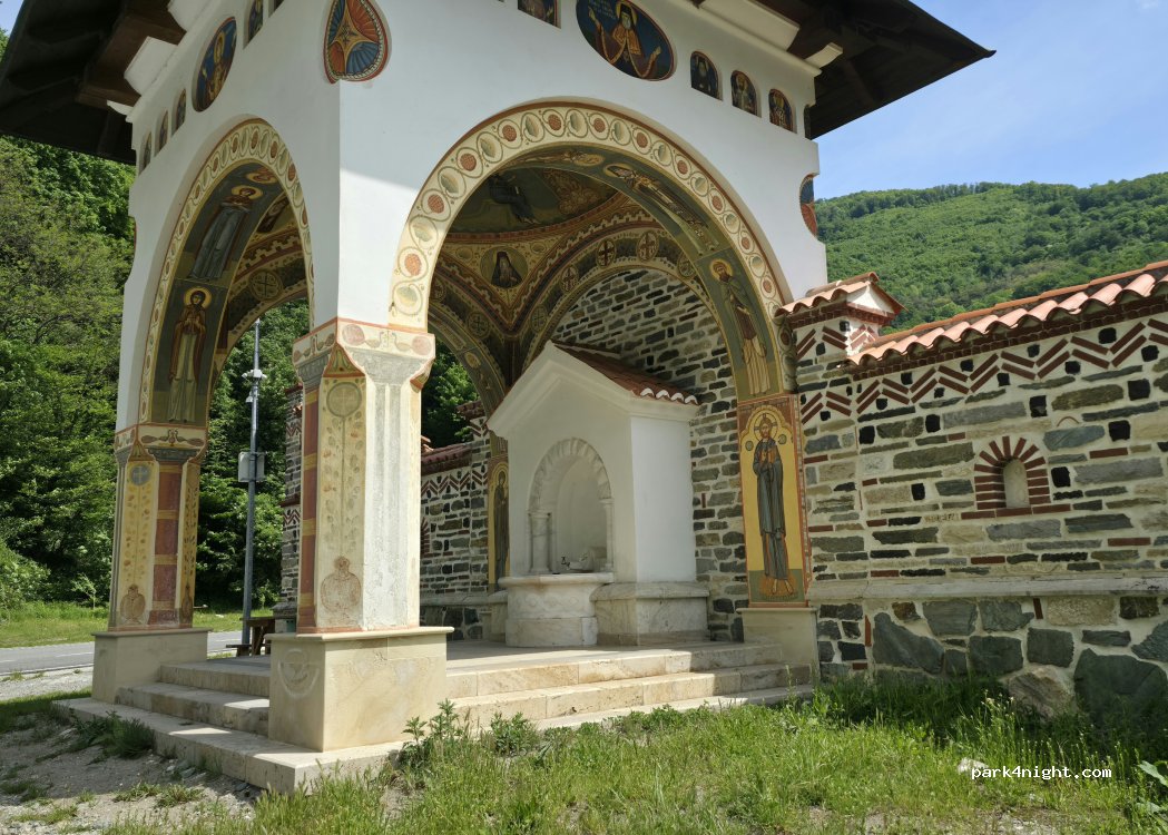 () Bumbești-Jiu - E79 — foto 2