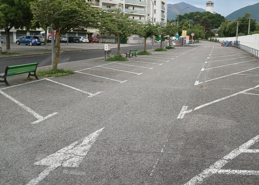 (38800) Le Pont-de-Claix - 1 Rue des Alpes — foto