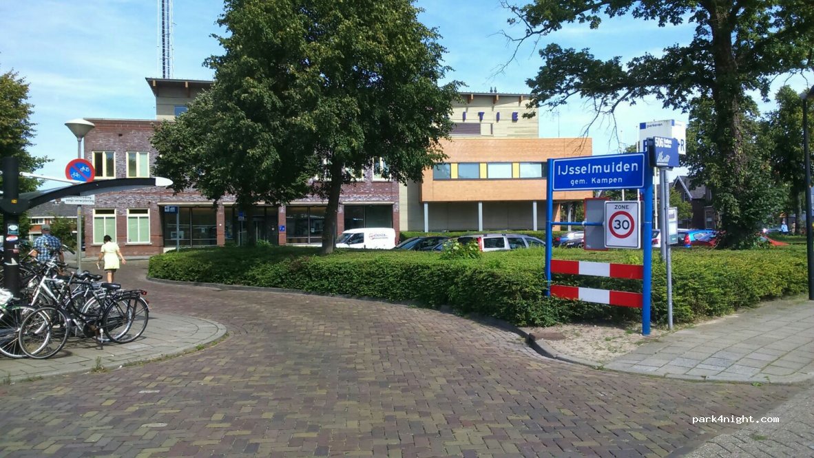 (8267 AB) Kampen - 6 Stationsplein — foto