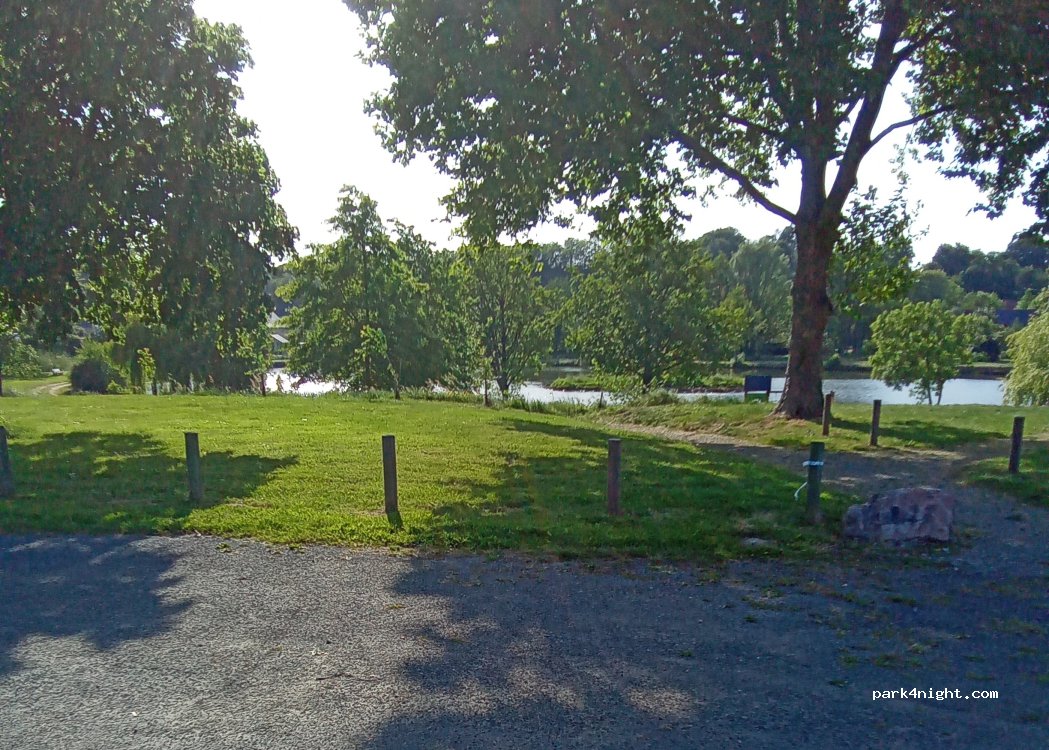 (53270) Blandouet-Saint Jean - 1 Rue de la Gare — foto