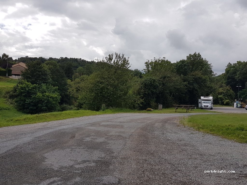 (87110) Le Vigen - 10 Chemin de la Vigne — foto