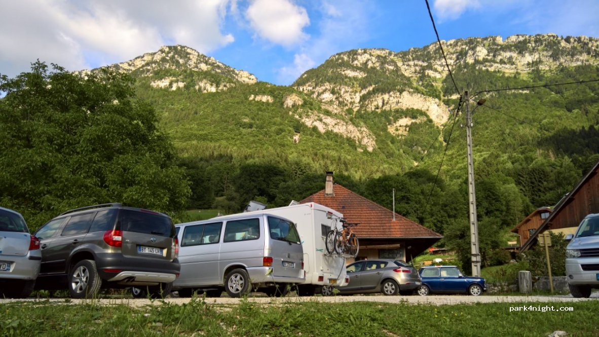 (73340) Aillon-le-Vieux - D206 — foto