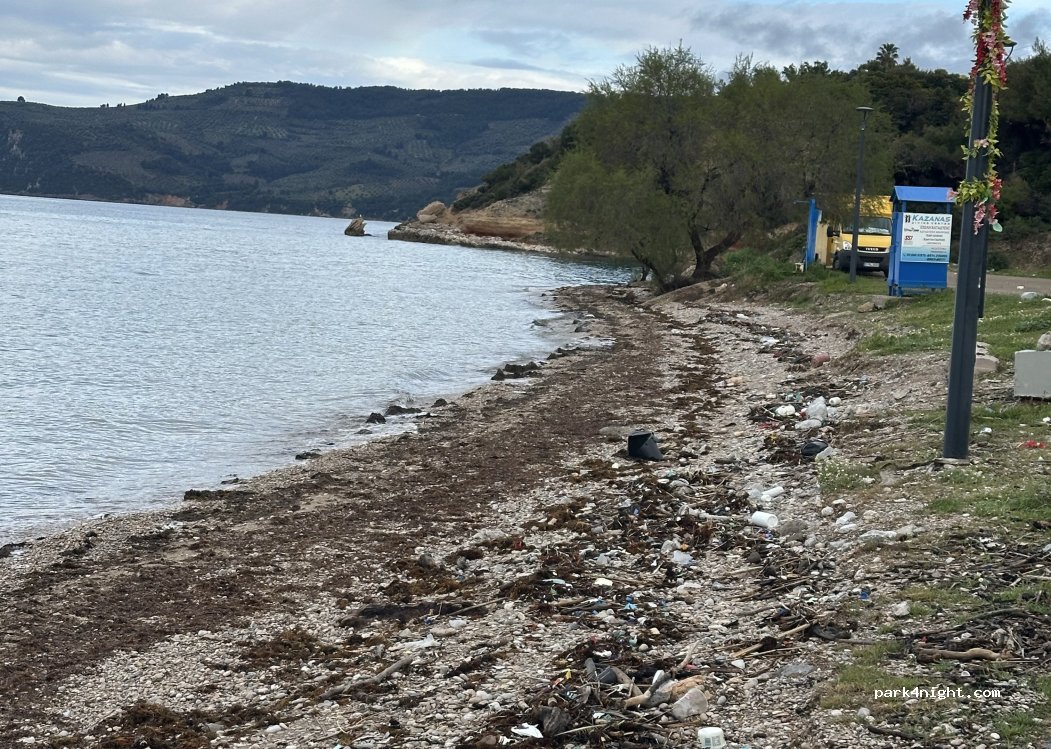 (350 01) Malesina - Unnamed Road — foto 4