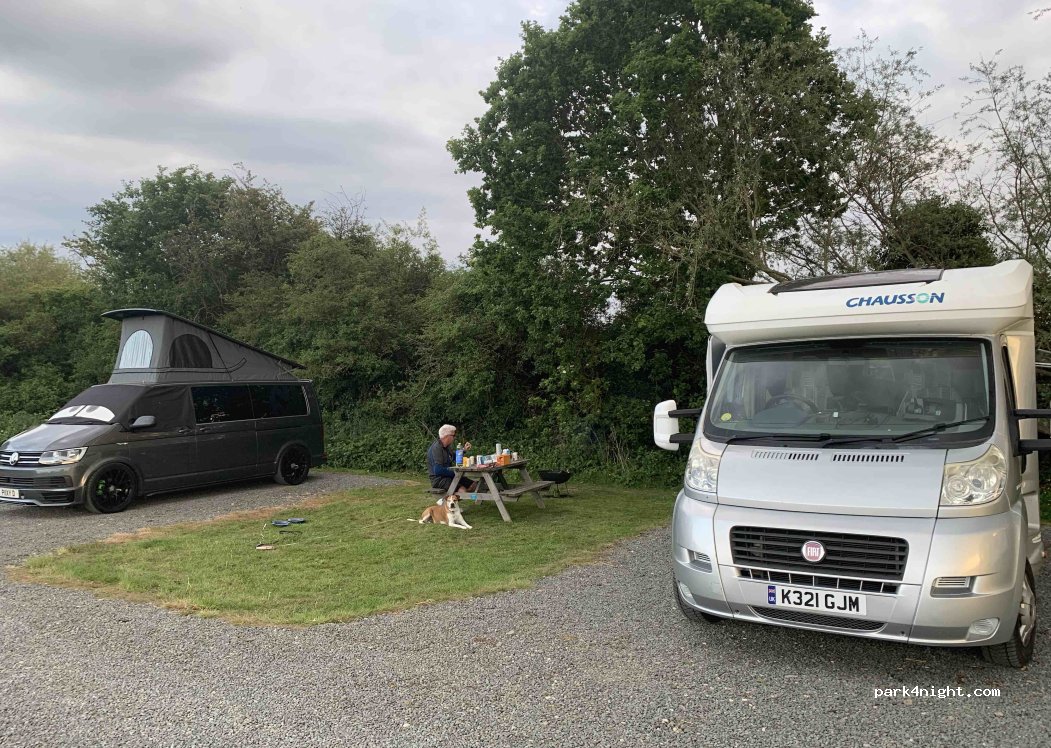 Between Rivers Camping — foto 2