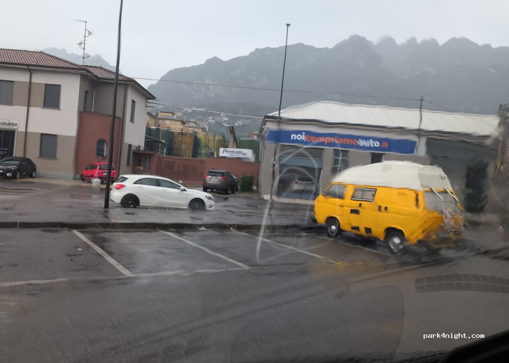 (23900) Lecco - 3 Galleria San Martino — foto 2