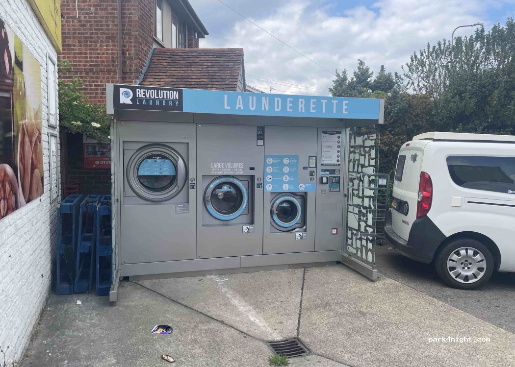 (CM8 2BT) Witham - 1 Chalks Road — foto