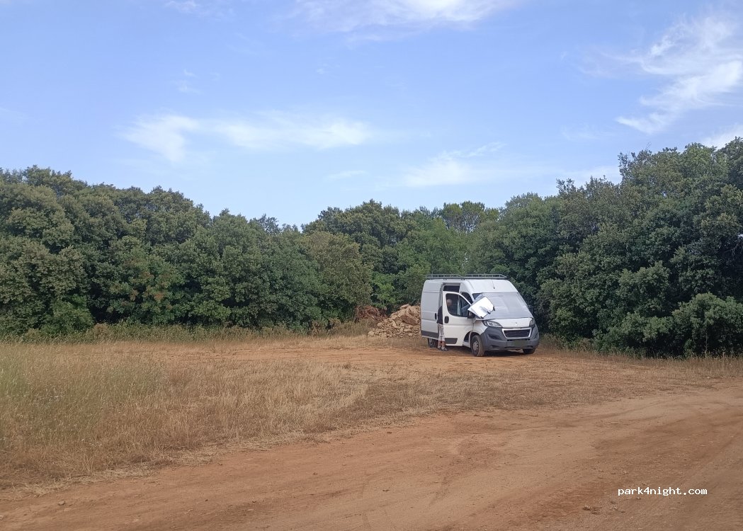 (30210) Vers-Pont-du-Gard - — foto 3