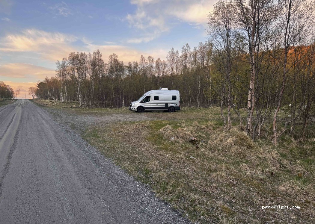 (8100) Godøynes - — foto