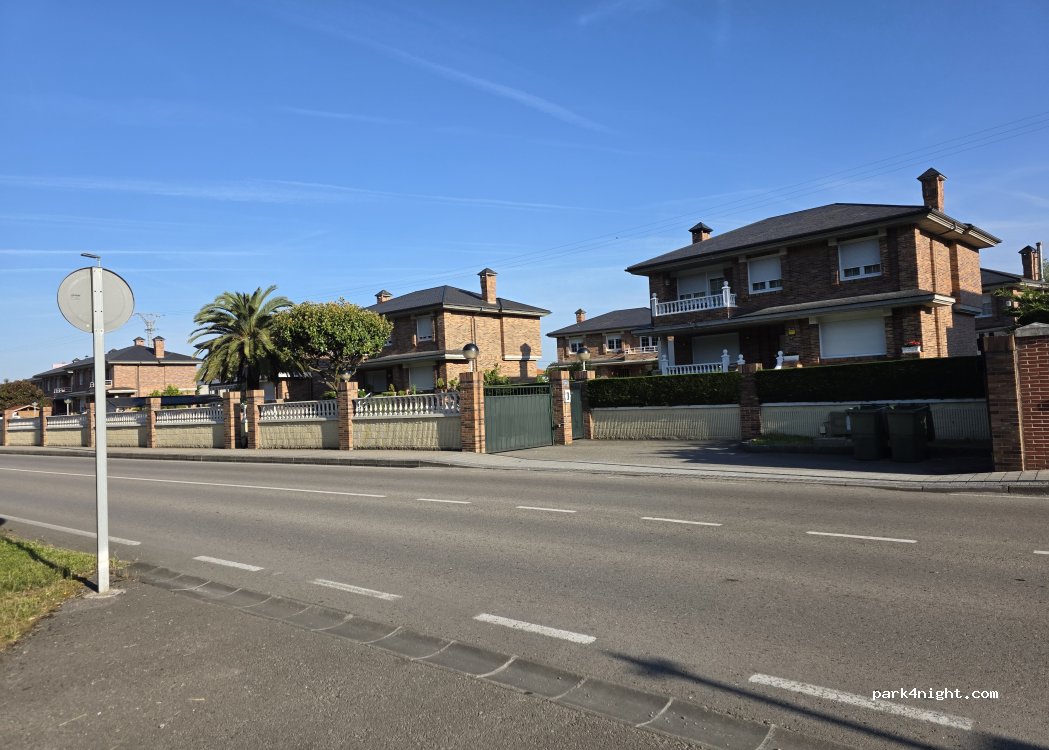 (39770) Laredo - 18 Camino Real — foto 2