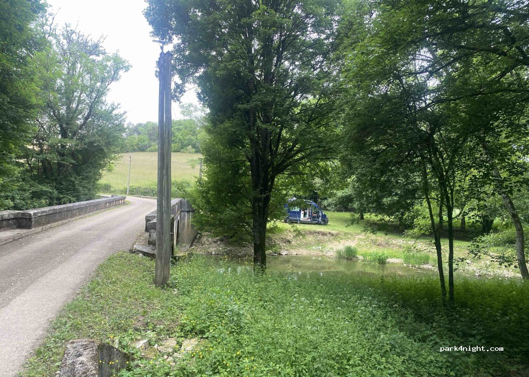 (89310) Grimault - Unnamed road — foto 3