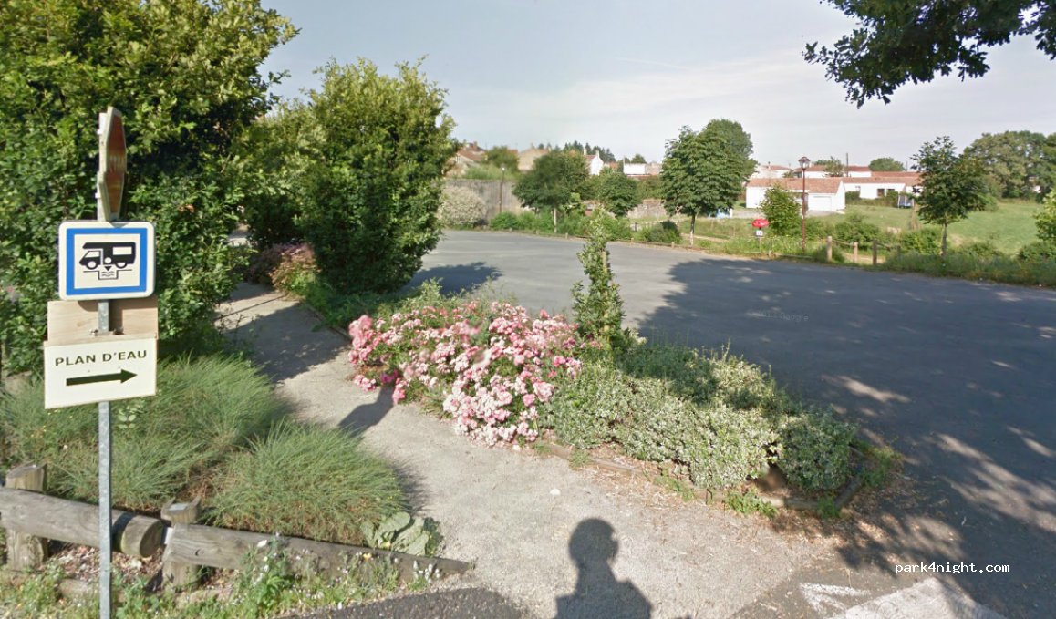 (85120) Saint-Pierre-du-Chemin - 15-33 Rue Pierre Bressuire — foto