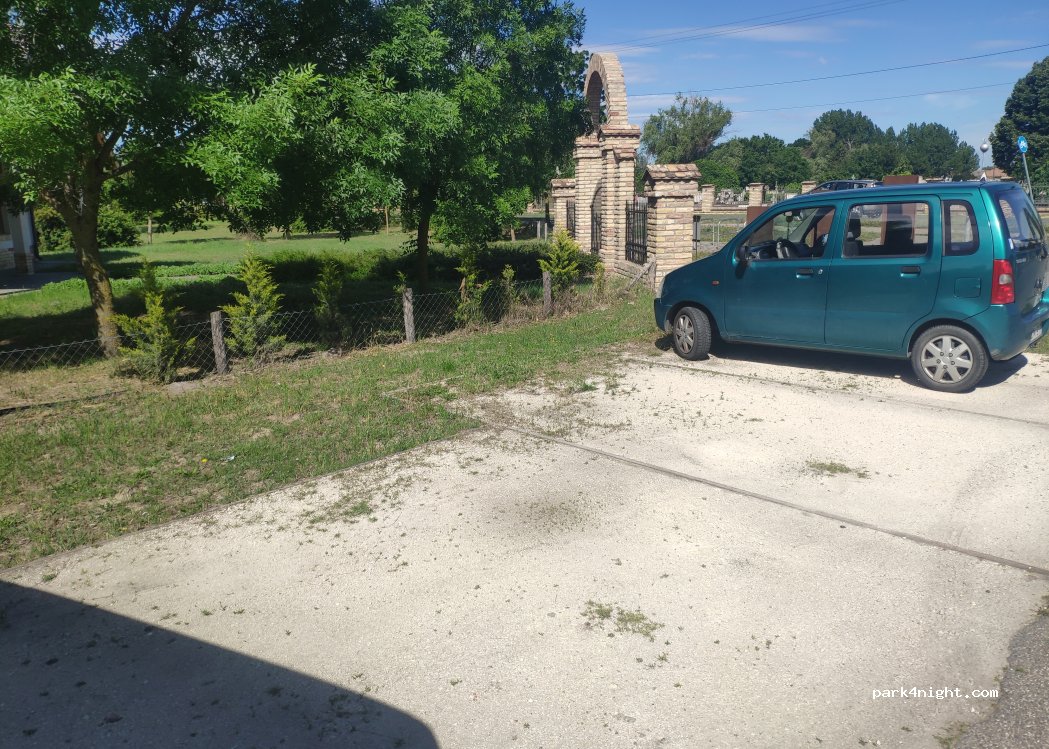 (6760) Kistelek - 52 Árpád utca — foto