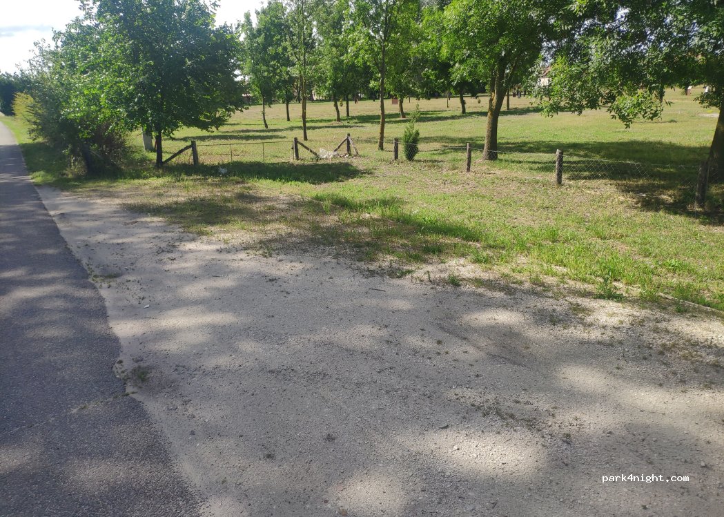(6760) Kistelek - 52 Árpád utca — foto 2